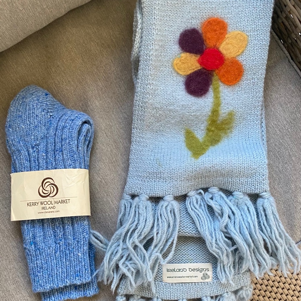 Beautiful Scarf and Sox Set